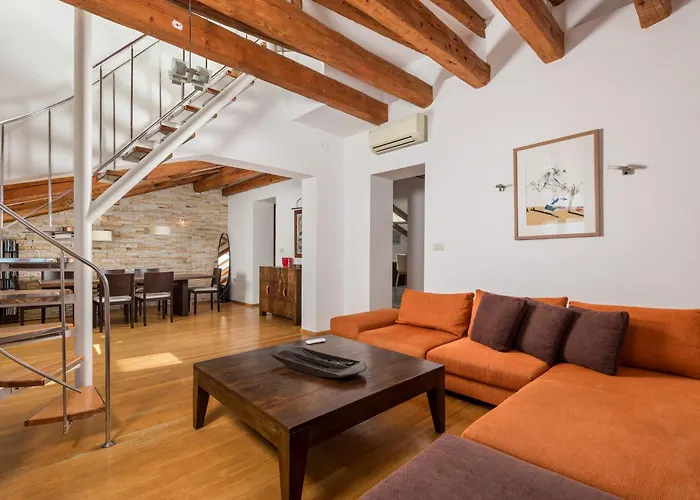 Paradise View Deluxe *