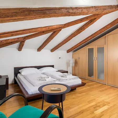 Paradise View Deluxe *