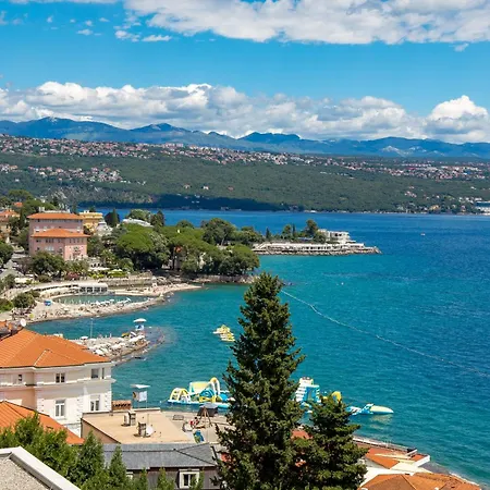 Paradise View Deluxe *